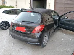 Usata 2008 Peugeot 207 CC Cabrio | 3000 € (Ottimo prezzo)
