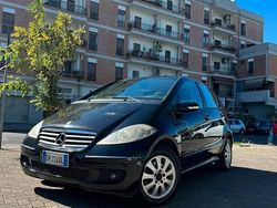 Usata 2009 Mercedes A180 Tre volumi | 1499 € (Ottimo prezzo)