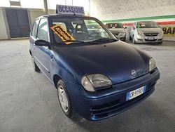 Blu/azzurro Usata 2004 Fiat 600 Active Due volumi | 3200 € (Cara)
