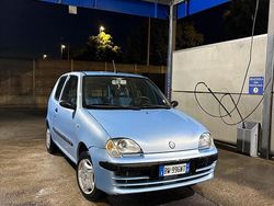 Usata 2001 Fiat 600 Tre volumi | 2000 €