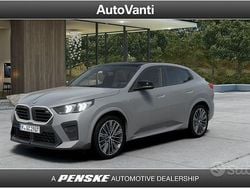 Grigio Nuova 2025 BMW X2 Luxury Line SUV | 64.420 € (Molto cara)