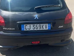 Usata 2004 Peugeot 206 Tre volumi | 1200 € (Buon prezzo)