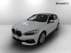 Alpin white pastello Usata 2022 BMW 118 Advantage Due volumi | 25.000 € (Super prezzo)
