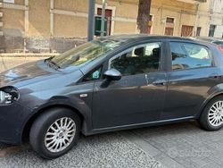 Grigio Usata 2009 Fiat Grande Punto Due volumi | 1500 €