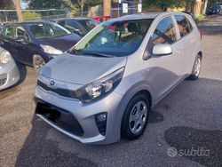 Grigio Usata 2018 Kia Picanto Active Due volumi | 8390 € (Buon prezzo)