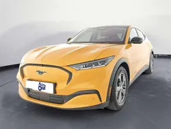 Arancione Usata 2023 Ford Mustang Mach-E Standard Range SUV | 29.890 € (Ottimo prezzo)