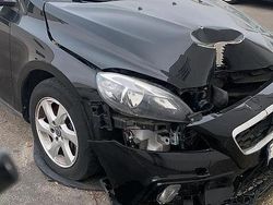 Usata 2016 Volvo V40 | 2500 €