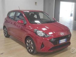 Blu Nuova 2025 Hyundai i10 Due volumi | 13.664 €