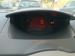 Usata 2005 Renault Modus Monovolume | 1650 € (Buon prezzo)