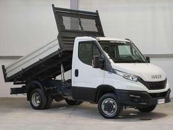 Bianco Usata 2021 Iveco Daily Furgone | 29.990 € (Molto cara)