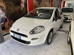 Bianco Usata 2018 Fiat Punto Tre volumi | 7900 € (Cara)