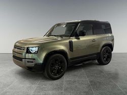 Pangea green Nuova 2025 Land Rover Defender SE Dynamic SUV | 90.200 € (Molto cara)