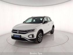 Bianco metallizzato Usata 2024 VW T-Roc Style SUV | 24.200 € (Buon prezzo)
