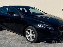 Usata 2018 Volvo V40 Plus Station wagon | 12.900 € (Buon prezzo)