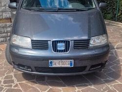 Grigio Usata 2007 Seat Alhambra Monovolume | 2900 €