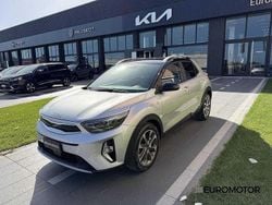 Grigio Usata 2021 Kia Stonic Style SUV | 14.700 € (Cara)