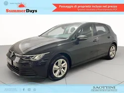 Urano grey Usata 2022 VW Golf VIII Life Tre volumi | 19.900 € (Ottimo prezzo)