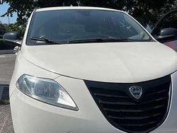 Usata 2014 Lancia Ypsilon Due volumi | 5800 € (Buon prezzo)