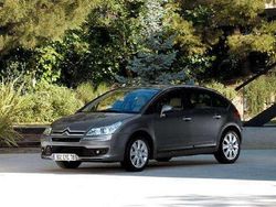 Nero Usata 2005 Citroën C4 Exclusive Tre volumi | 2900 € (Cara)