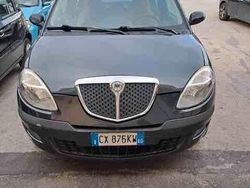 Nero Usata 2005 Lancia Ypsilon Due volumi | 1999 €
