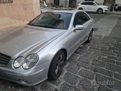 Usata 2005 Mercedes CLK270 Coupé | 4000 €