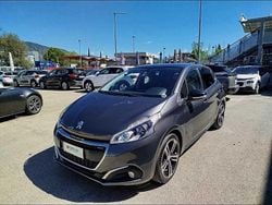 Grigio Usata 2016 Peugeot 208 GT-line Due volumi | 9900 € (Buon prezzo)