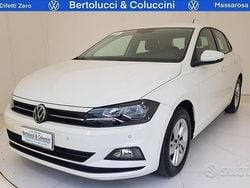 Bianco Usata 2020 VW Polo Comfortline Tre volumi | 14.600 € (Buon prezzo)