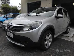 Grigio Usata 2011 Dacia Sandero Stepway Due volumi | 3900 € (Ottimo prezzo)