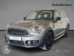 Grigio Usata 2020 Mini Cooper SD Countryman Hype SUV | 27.500 € (Buon prezzo)