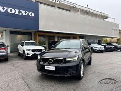 Nero Usata 2022 Volvo XC40 Core SUV | 29.900 € (Buon prezzo)