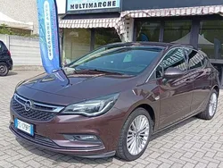 Marrone Usata 2016 Opel Astra Innovation Tre volumi | 9900 € (Molto cara)