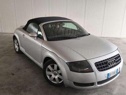 Grigio Usata 2003 Audi TT Roadster Ambiente Cabrio | 14.500 € (Molto cara)