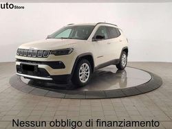 Ivory tristrato Usata 2022 Jeep Compass Limited SUV | 21.950 € (Buon prezzo)
