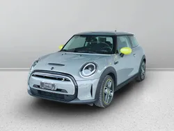 Grigio Usata 2022 Mini Cooper SE Essential Due volumi | 17.300 € (Ottimo prezzo)
