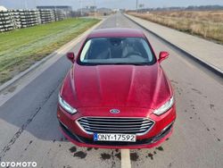Rosso Usata 2010 Ford Mondeo Ghia Tre volumi | 6500 € (Molto cara)