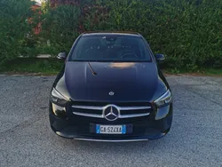 Usata 2020 Mercedes B180 Monovolume | 25.000 € (Buon prezzo)