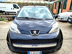 Nero Usata 2010 Peugeot 107 Due volumi | 4198 € (Buon prezzo)
