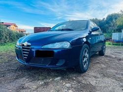 Usata 2005 Alfa Romeo 147 Due volumi | 1900 € (Buon prezzo)