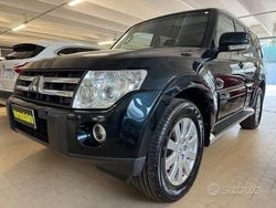 Verde Usata 2008 Mitsubishi Pajero Instyle SUV | 14.900 € (Ottimo prezzo)