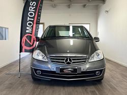 Grigio Usata 2009 Mercedes A160 Edition Tre volumi | 2900 € (Ottimo prezzo)
