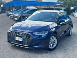 Blu/azzurro Usata 2021 Audi A3 Sportback e-tron Business Due volumi | 21.990 € (Ottimo prezzo)