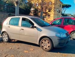 Grigio Usata 2006 Fiat Punto Due volumi | 1800 € (Buon prezzo)