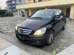 Usata 2008 Mercedes B200 Monovolume | 4000 €
