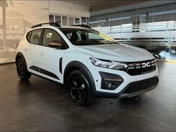 Bianco Nuova 2025 Dacia Sandero Extreme Tre volumi | 18.750 € (Buon prezzo)