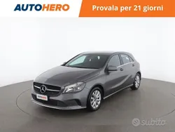 Grigio Usata 2018 Mercedes A160 Business Tre volumi | 15.399 € (Buon prezzo)