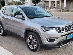 Grigio Usata 2020 Jeep Compass SUV | 19.700 € (Cara)