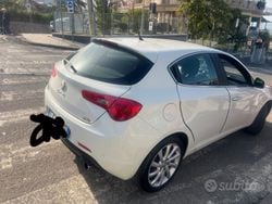 Bianco Usata 2011 Alfa Romeo Giulietta Due volumi | 4500 € (Super prezzo)