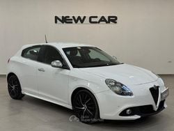 Bianco Usata 2016 Alfa Romeo Giulietta Super Tre volumi | 8200 € (Buon prezzo)