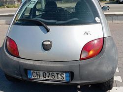 Usata 2002 Ford Ka Due volumi | 900 € (Ottimo prezzo)