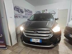 Grigio Usata 2017 Ford Kuga S SUV | 8950 € (Buon prezzo)